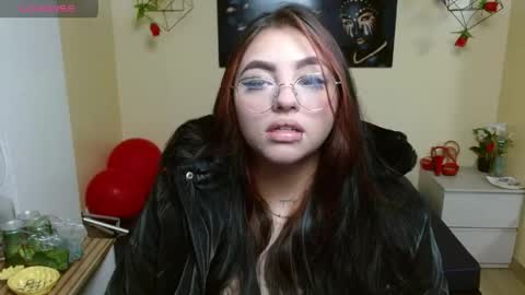 Miley online show from April 14, 12:33 pm