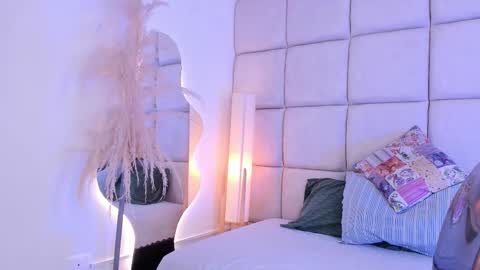 Miley online show from November 14, 3:22 pm