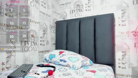 MILEY  online show from February 20, 3:30 pm