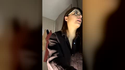 Melissa online show from May 31, 9:38 am