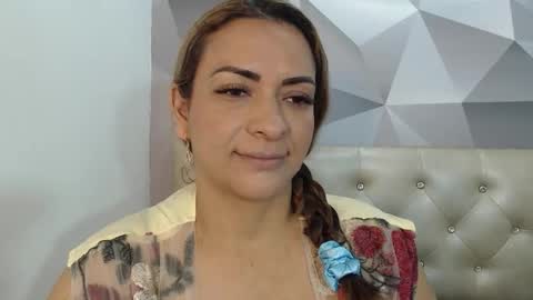 milf_hugeboobs online show from January 12, 10:53 am