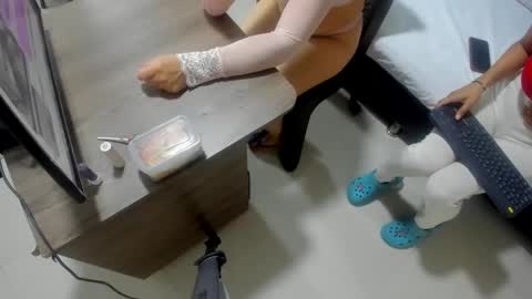 milf_march online show from March 24, 3:22 am