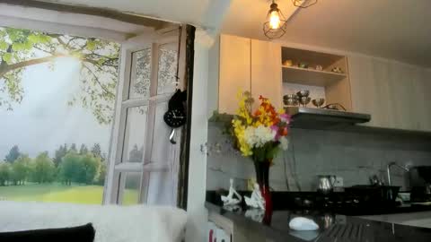 ASHLEY online show from April 3, 4:16 pm