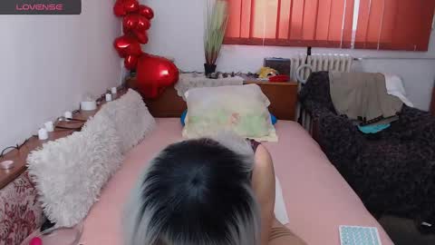 Snapshot of milfdolores chatting on January 30, 6:46 am milfdolores online show from January 30, 6:46 am