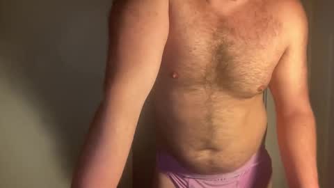 Snapshot of milfhunter1736 chatting on September 8, 6:40 pm HungCollege online show from September 8, 6:40 pm