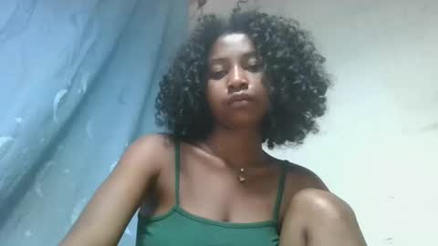 Snapshot of milinasy chatting on February 24, 3:48 am milinasy online show from February 24, 3:48 am