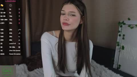 Snapshot of milisa_sweeti chatting on May 5, 9:34 pm Milisa online show from May 5, 9:34 pm