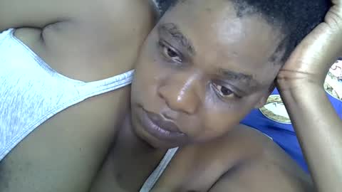 kinwity online show from February 10, 8:42 pm