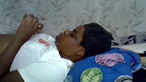 kinwity online show from February 11, 6:22 pm