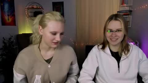 Snapshot of milki_wey chatting on January 14, 9:15 am Mila online show from January 14, 9:15 am