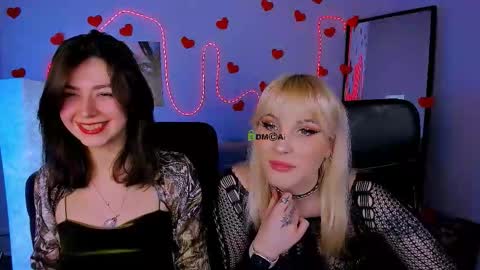 Mila online show from February 23, 8:50 pm