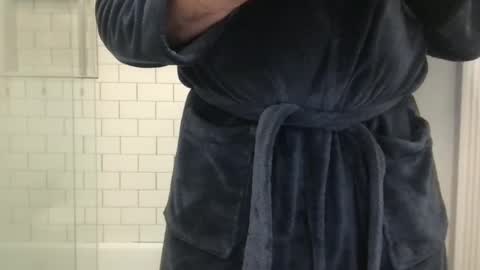 Snapshot of milkitdaddy chatting on February 22, 5:44 am milkitdaddy online show from February 22, 5:44 am