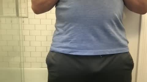 Snapshot of milkitdaddy chatting on March 4, 1:12 am milkitdaddy online show from March 4, 1:12 am