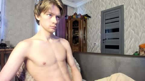 Isaac online show from March 11, 6:08 am