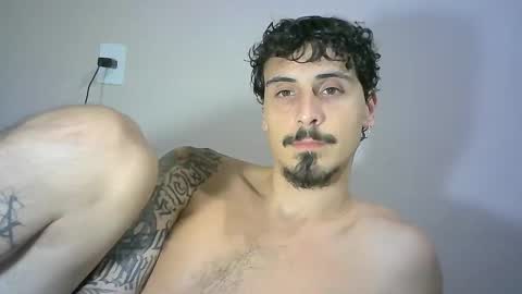 Snapshot of milkoffee chatting on December 2, 11:51 pm milkoffee online show from December 2, 11:51 pm