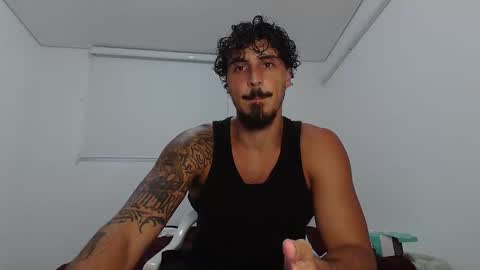 Snapshot of milkoffee chatting on February 27, 9:26 pm milkoffee online show from February 27, 9:26 pm