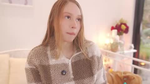 Snapshot of milky_0 chatting on May 24, 7:08 pm milky_0 online show from May 24, 7:08 pm