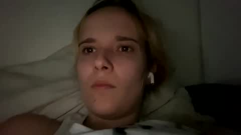 Snapshot of milkybaby269137 chatting on January 3, 3:44 pm milkybaby269137 online show from January 3, 3:44 pm