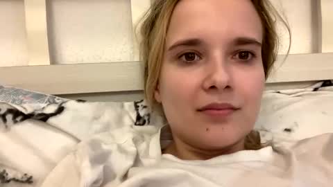 Snapshot of milkybaby269137 chatting on February 9, 2:18 pm milkybaby269137 online show from February 9, 2:18 pm