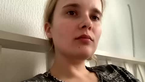 Snapshot of milkybaby269137 chatting on February 22, 1:02 pm milkybaby269137 online show from February 22, 1:02 pm