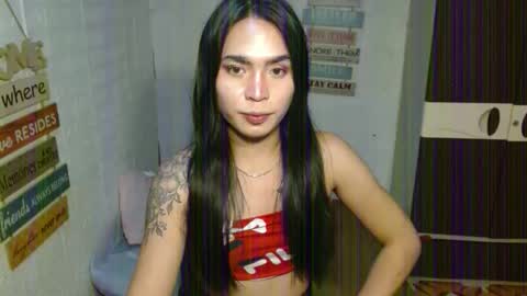 Snapshot of milkycumnel23 chatting on November 12, 2:28 pm NEL 23 online show from November 12, 2:28 pm