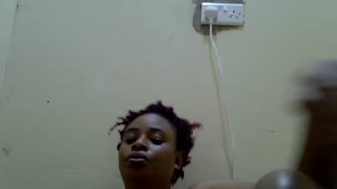 Snapshot of milkymom256 chatting on November 24, 11:59 pm milkymom256 online show from November 24, 11:59 pm