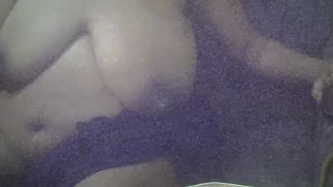 Snapshot of milkymom256 chatting on December 2, 11:45 pm milkymom256 online show from December 2, 11:45 pm