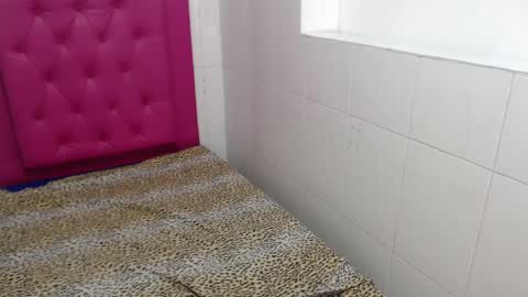 milkyway_18 online show from February 16, 6:43 pm