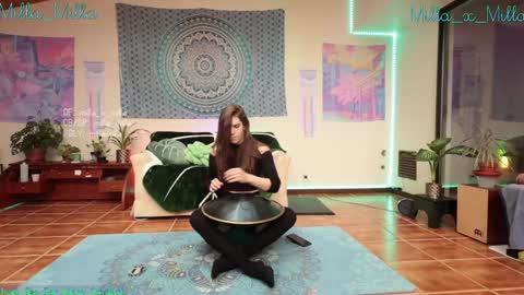 milla_milla online show from January 16, 8:14 pm