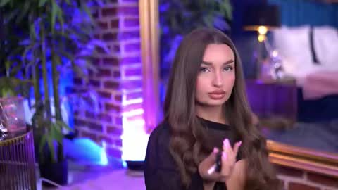 Milla online show from November 10, 6:45 am