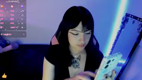 Snapshot of millandiux chatting on June 21, 2:58 am millandiux online show from June 21, 2:58 am