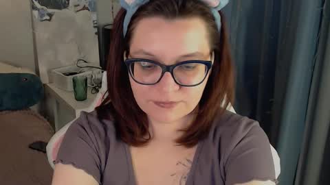 Snapshot of millapoolys chatting on February 18, 11:01 pm Milla online show from February 18, 11:01 pm