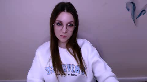 Snapshot of millasamsd chatting on February 23, 10:12 am Milla online show from February 23, 10:12 am