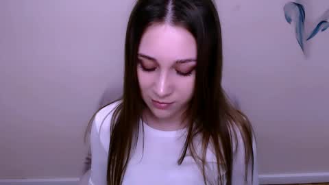 Milla online show from April 18, 11:36 am