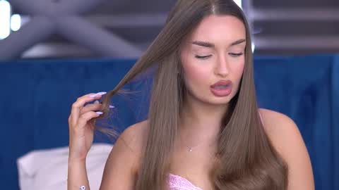 Milla online show from September 9, 5:40 am