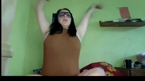 MillaSourretY online show from June 9, 7:42 am