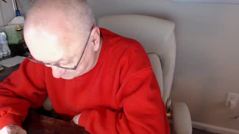 Snapshot of millenium0129 chatting on December 28, 3:15 am millenium0129 online show from December 28, 3:15 am