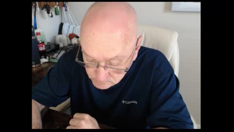 Snapshot of millenium0129 chatting on October 16, 5:25 pm millenium0129 online show from October 16, 5:25 pm