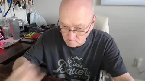 millenium0129 online show from March 5, 5:42 pm