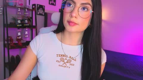 miller_vanessa_ online show from March 13, 8:59 pm