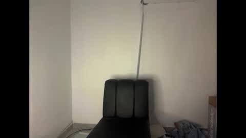 SlimnHungOH online show from April 1, 12:00 am