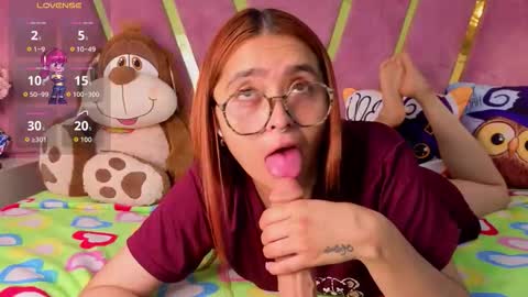 Snapshot of milleyjones_ chatting on October 11, 8:07 pm milleyjones_ online show from October 11, 8:07 pm