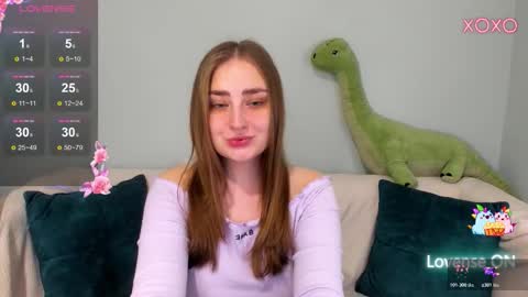 millibrooksss online show from March 23, 1:31 am