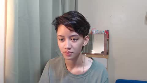 Im Milliedont forget to follow me online show from April 20, 11:50 pm