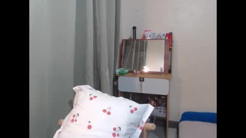 Im Milliedont forget to follow me online show from April 21, 2:51 am