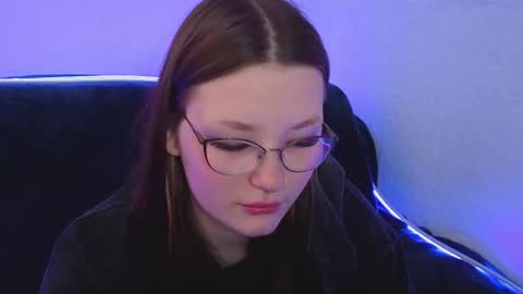 Snapshot of milliedoll chatting on October 2, 3:13 am Millie online show from October 2, 3:13 am