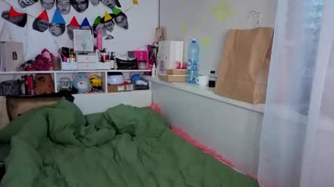 Snapshot of milliedoll chatting on October 26, 3:12 am Millie online show from October 26, 3:12 am