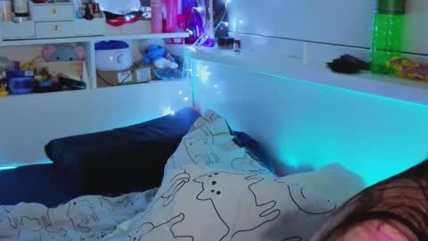 Snapshot of milliedoll chatting on November 6, 2:29 pm Millie online show from November 6, 2:29 pm