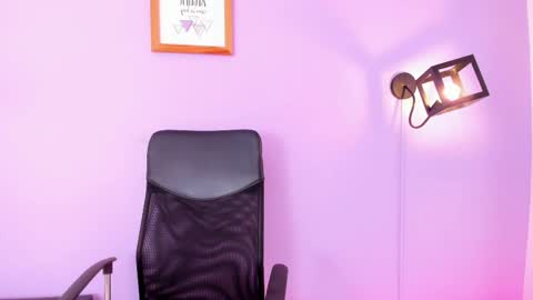 Millie online show from April 12, 12:10 pm