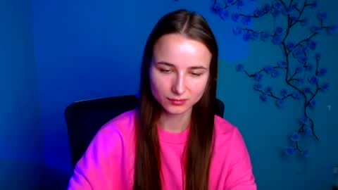Snapshot of milly_liss chatting on July 20, 5:44 am Milly online show from July 20, 5:44 am